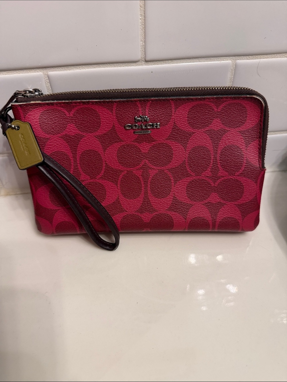 Coach Signature Wristlet in Burgundy/Maroon